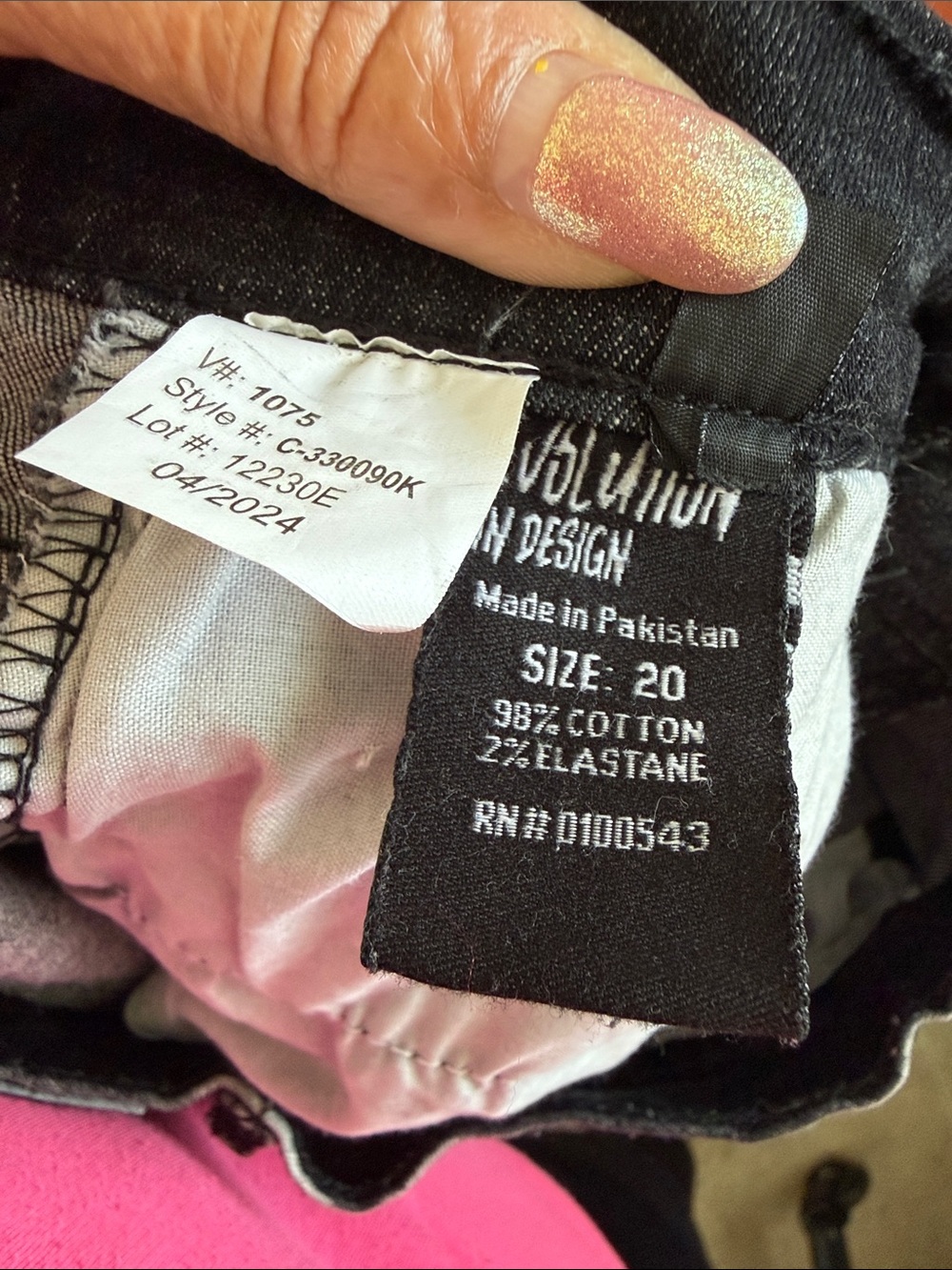 Evolution In Design Women’s Distressed Grey Jeans - Unbranded - Picture 8 of 12
